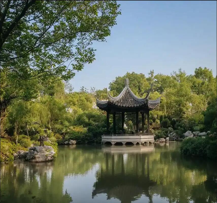 鞍山雨韵建筑有限公司